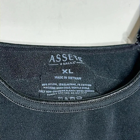 Assets Black Bodysuit - Picture 5 of 8